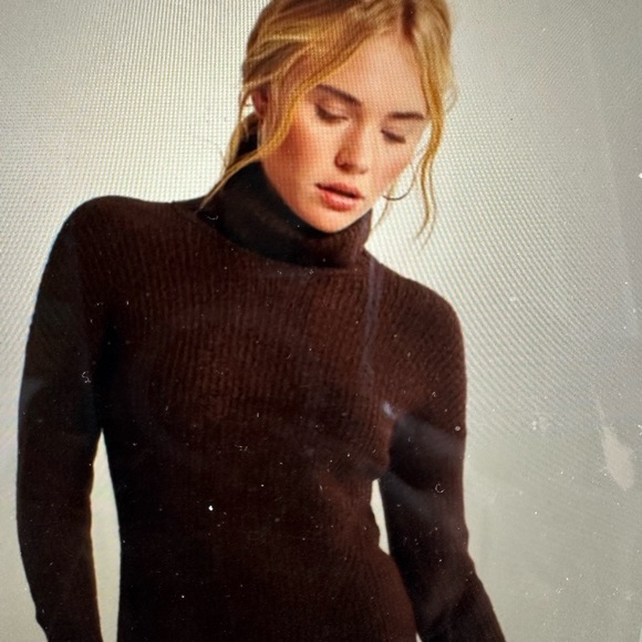 Abercrombie Turtleneck Sweater Mini-Dress - Picture 1 of 7